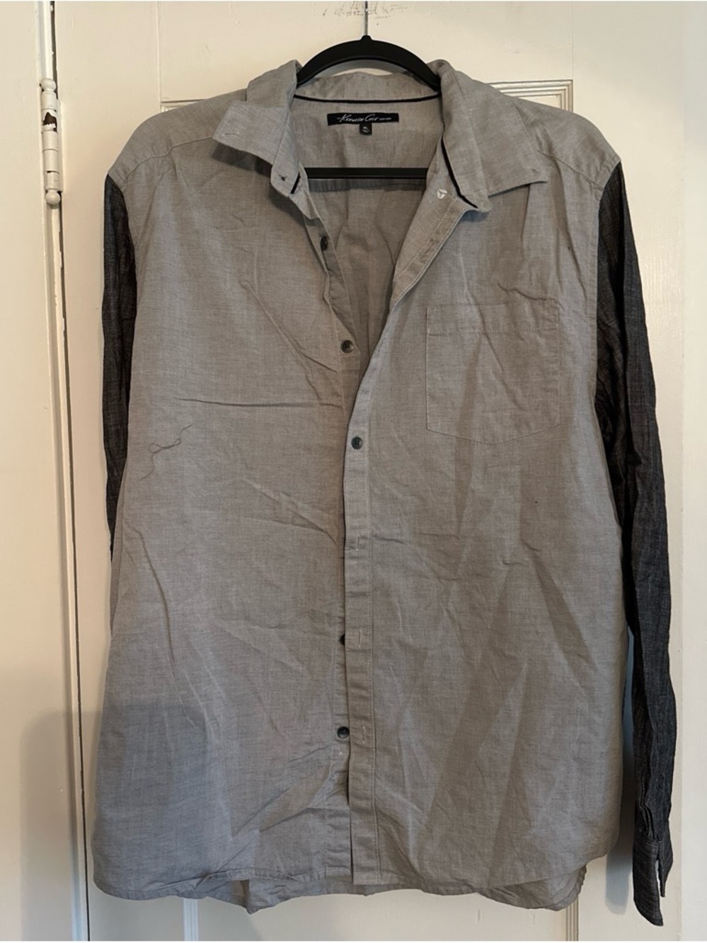 Kenneth Cole Two-Tone Grey Button-Down Shirt with Dark Sleeves